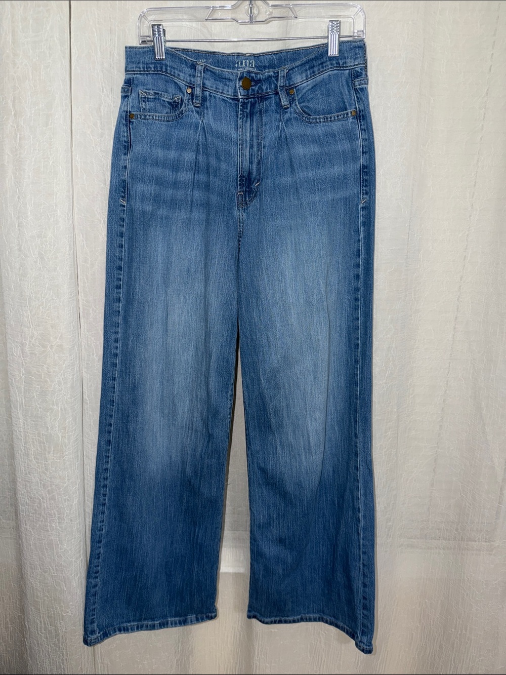 a.n.a. 6 Blue Medium Wash High Rise Wide Leg Jeans